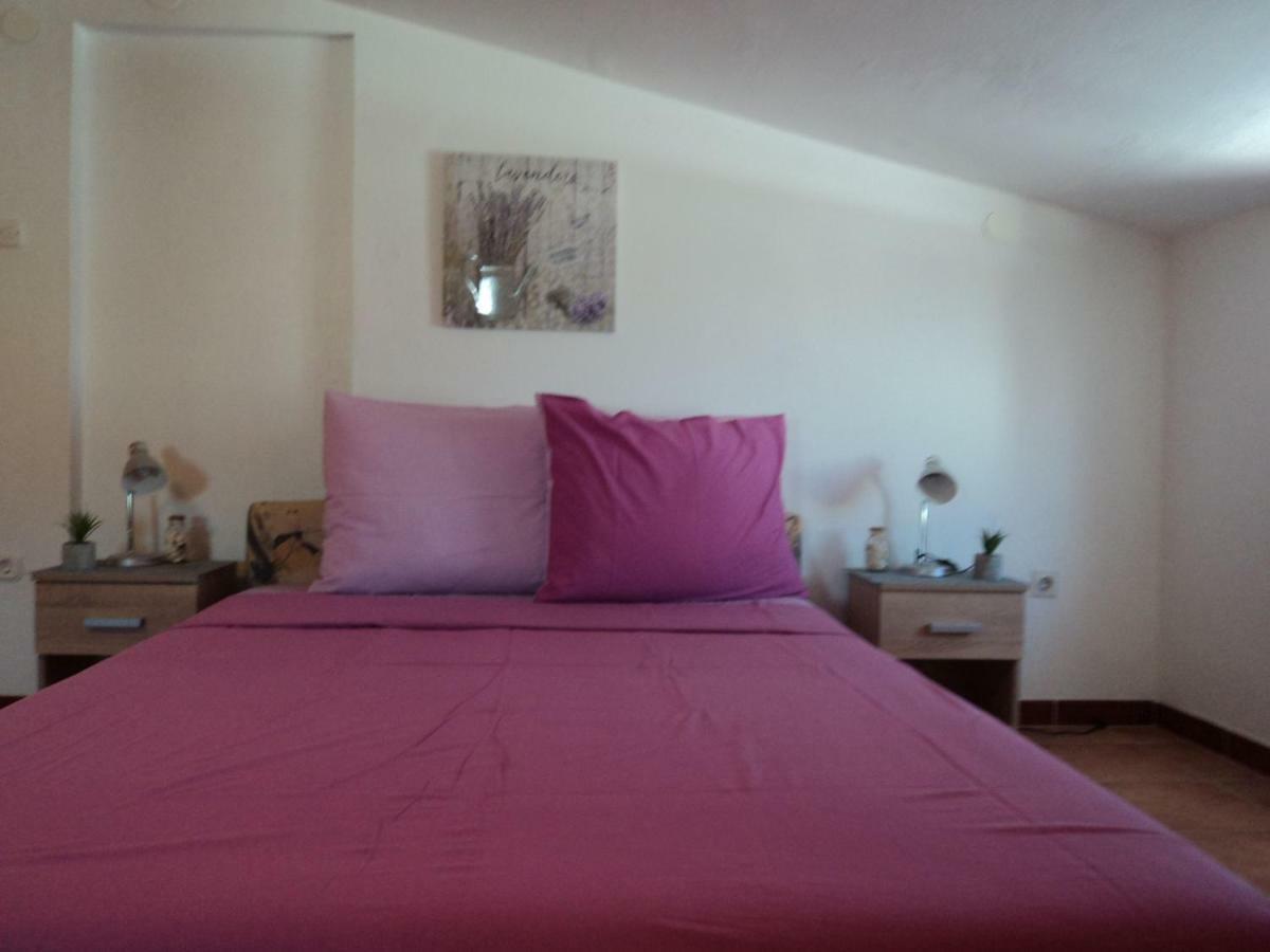 Studio Apartments Ana Rovinj Eksteriør billede